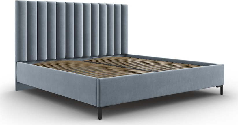 Světle modrá čalouněná dvoulůžková postel s úložným prostorem s roštem 160x200 cm Casey – Mazzini Beds Mazzini Beds